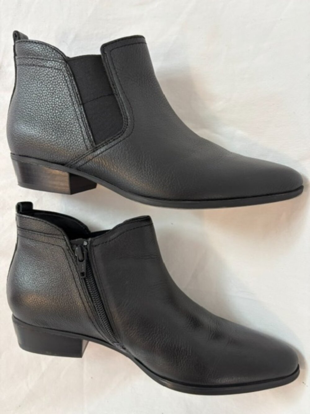 Naturalizer Becka Black Leather Low Block Heel Ankle Bootie Women's Size 8